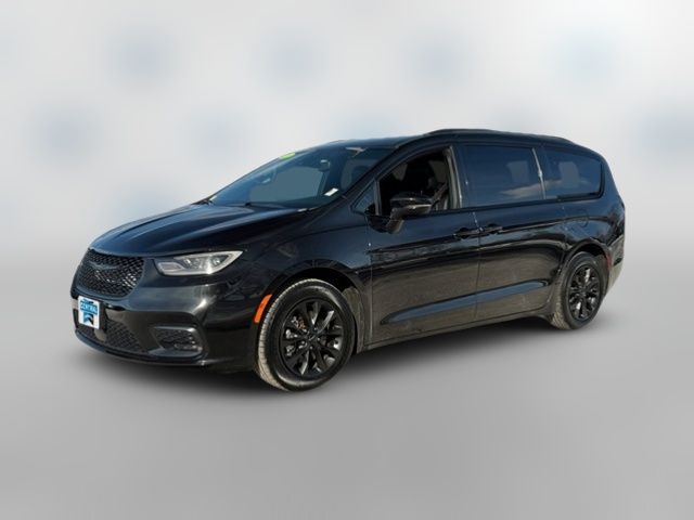 2021 Chrysler Pacifica Touring-L