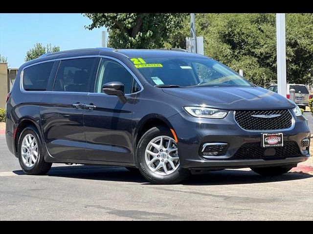 2021 Chrysler Pacifica Touring-L