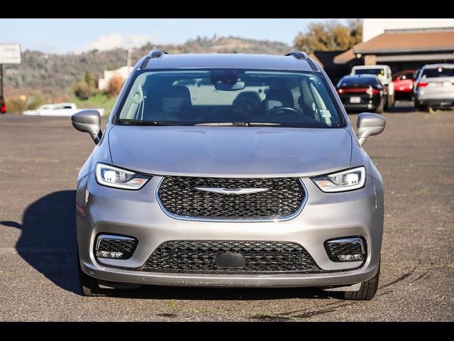 2021 Chrysler Pacifica Touring-L