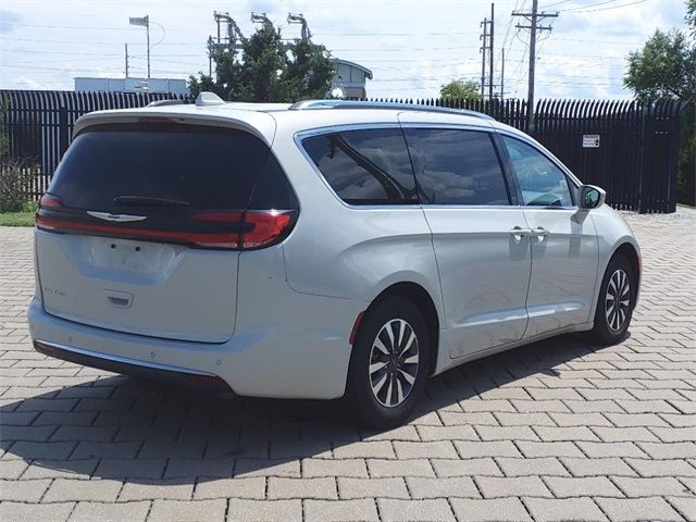 2021 Chrysler Pacifica Touring-L