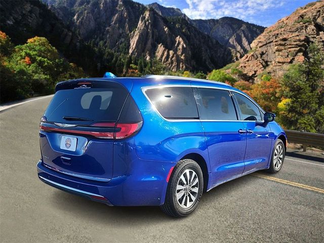 2021 Chrysler Pacifica Touring-L