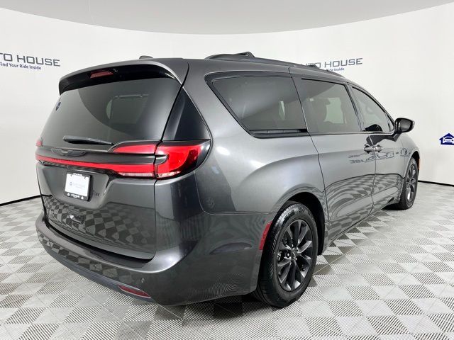 2021 Chrysler Pacifica Touring-L