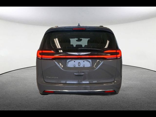 2021 Chrysler Pacifica Touring-L