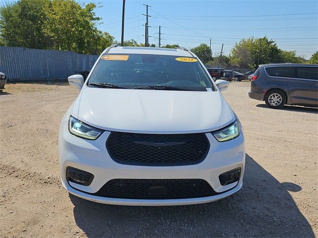 2021 Chrysler Pacifica Touring-L