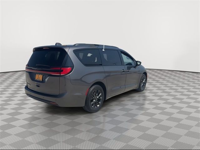 2021 Chrysler Pacifica Touring-L