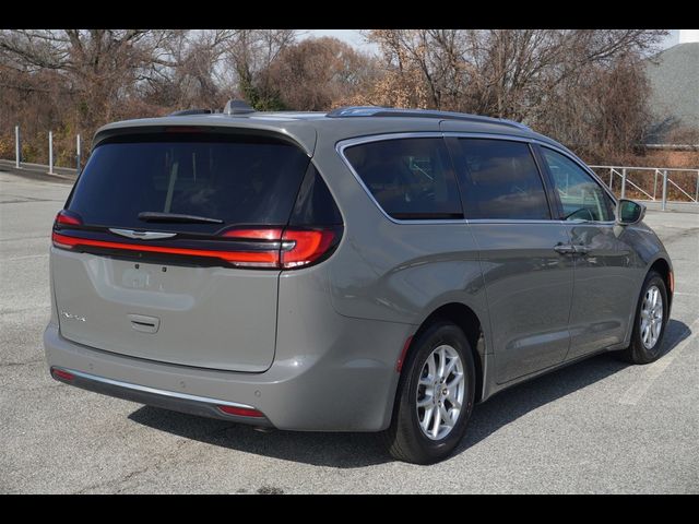 2021 Chrysler Pacifica Touring-L