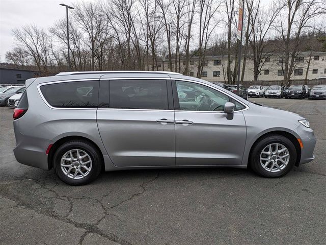 2021 Chrysler Pacifica Touring-L