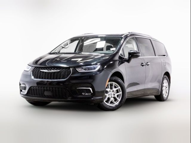 2021 Chrysler Pacifica Touring-L