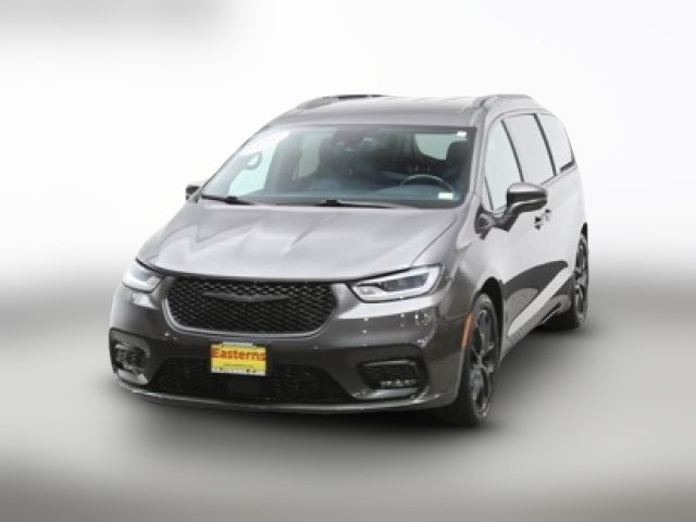 2021 Chrysler Pacifica Touring-L