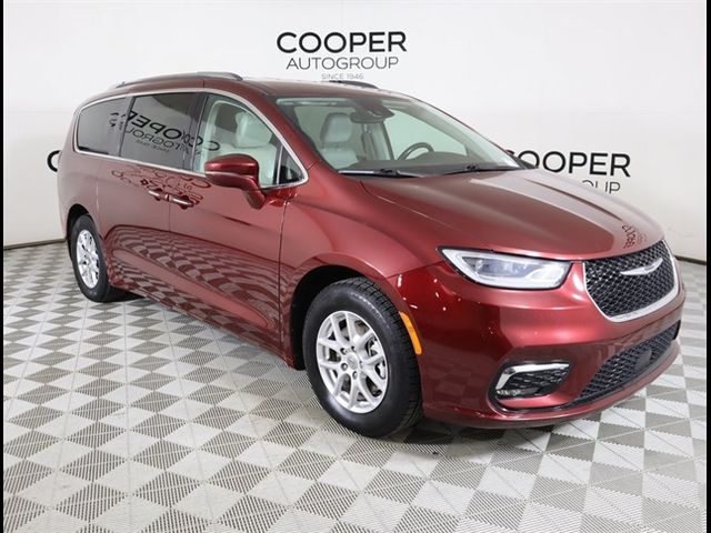 2021 Chrysler Pacifica Touring-L