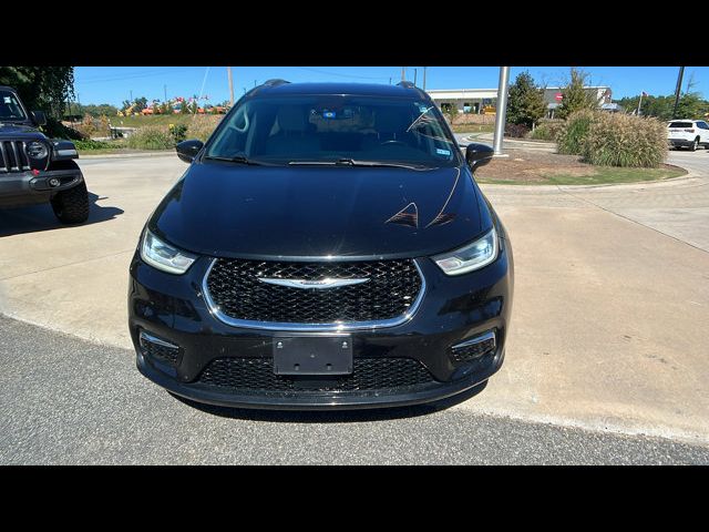 2021 Chrysler Pacifica Touring-L