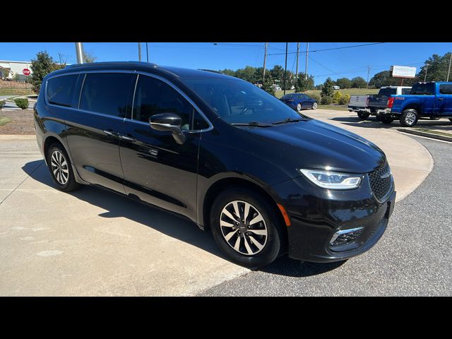 2021 Chrysler Pacifica Touring-L