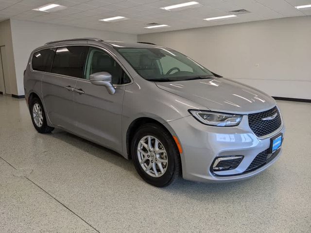 2021 Chrysler Pacifica Touring-L