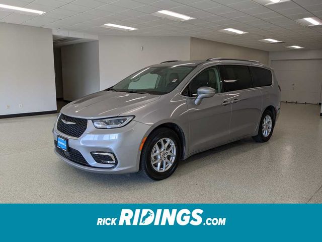 2021 Chrysler Pacifica Touring-L