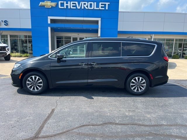 2021 Chrysler Pacifica Touring-L