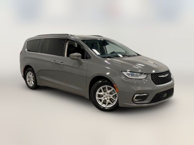 2021 Chrysler Pacifica Touring-L