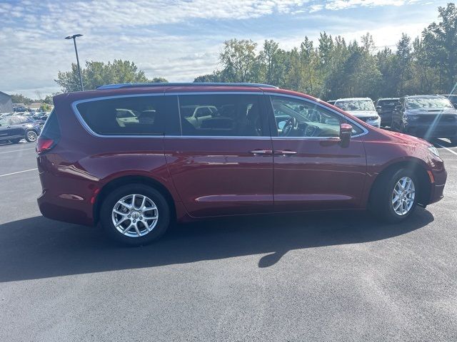 2021 Chrysler Pacifica Touring-L