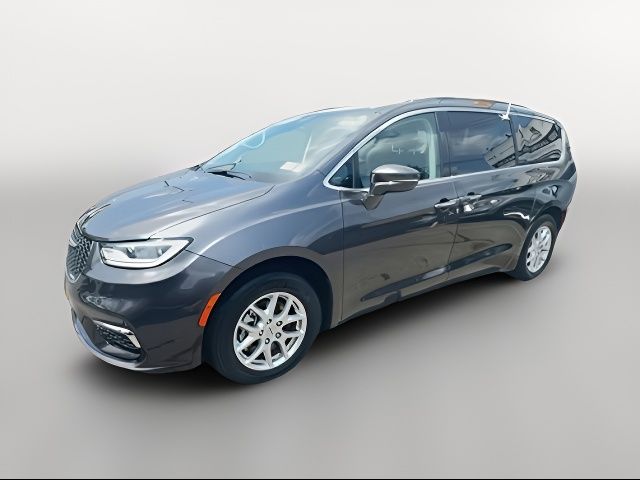 2021 Chrysler Pacifica Touring-L