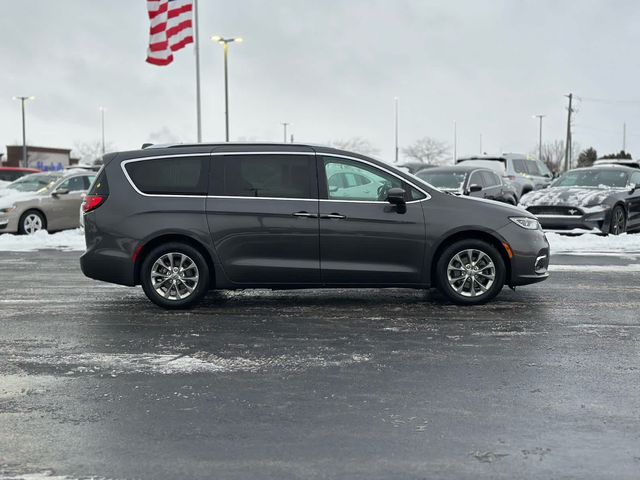 2021 Chrysler Pacifica Touring-L