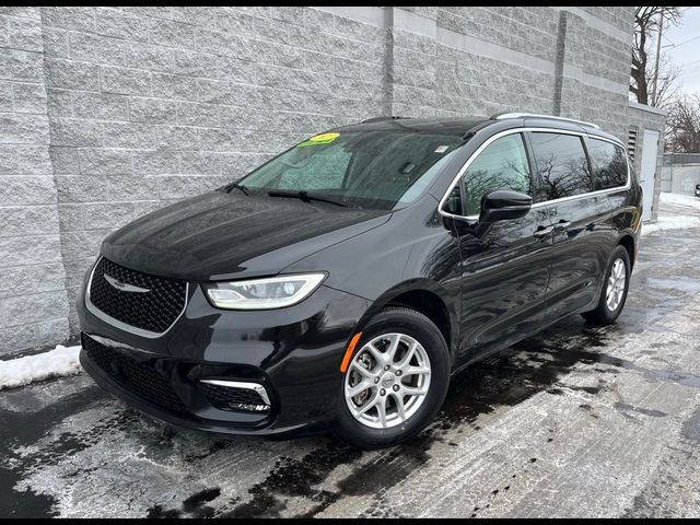 2021 Chrysler Pacifica Touring-L