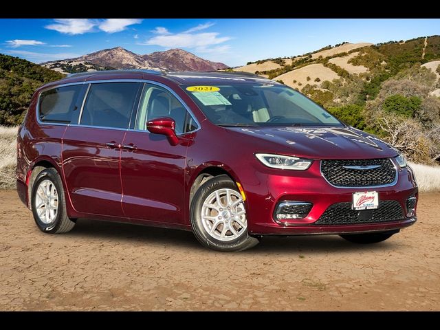 2021 Chrysler Pacifica Touring-L