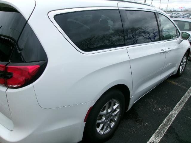 2021 Chrysler Pacifica Touring-L