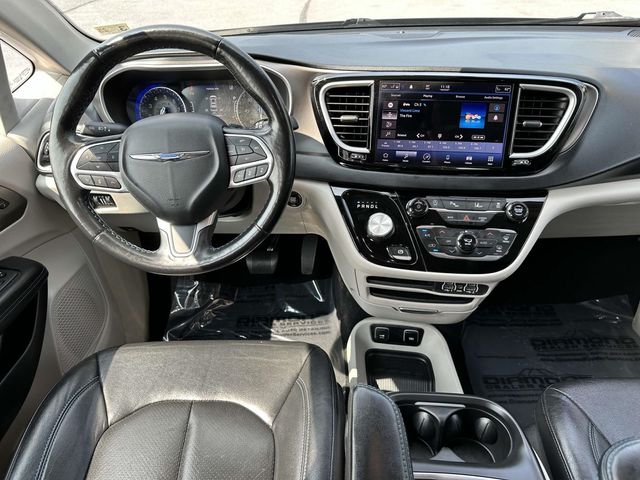 2021 Chrysler Pacifica Touring-L