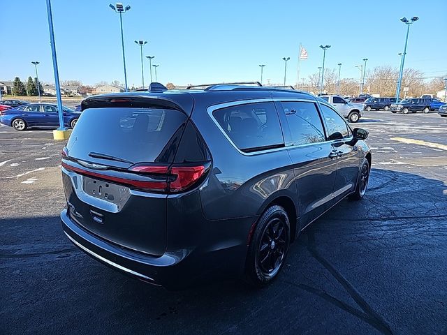 2021 Chrysler Pacifica Touring-L