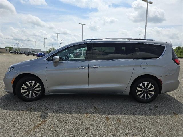 2021 Chrysler Pacifica Touring-L