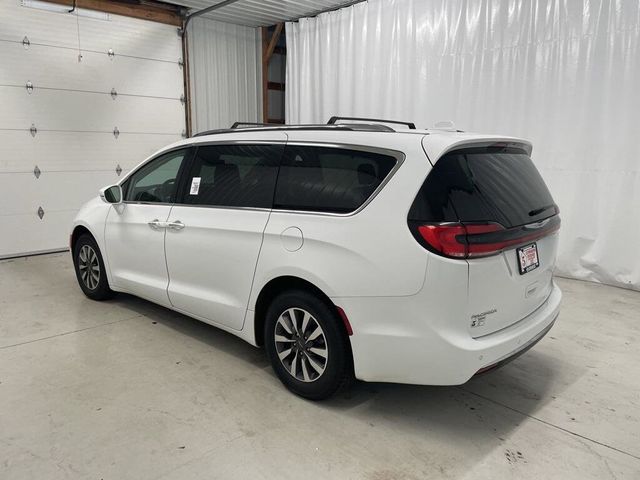 2021 Chrysler Pacifica Touring-L