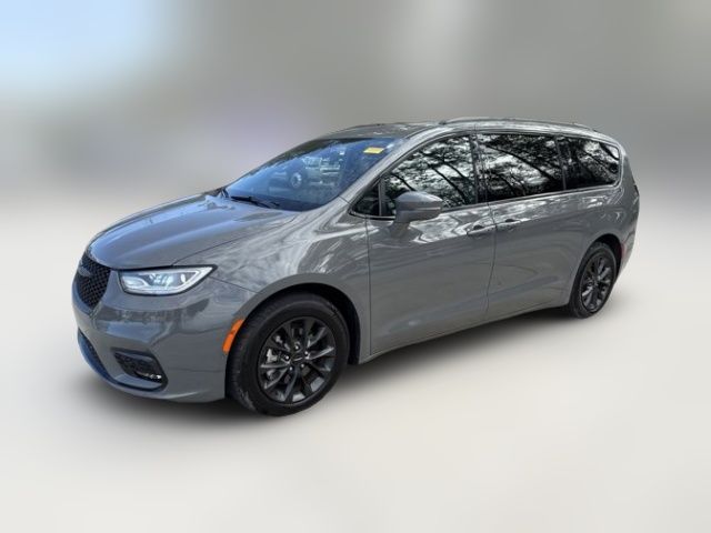 2021 Chrysler Pacifica Touring-L