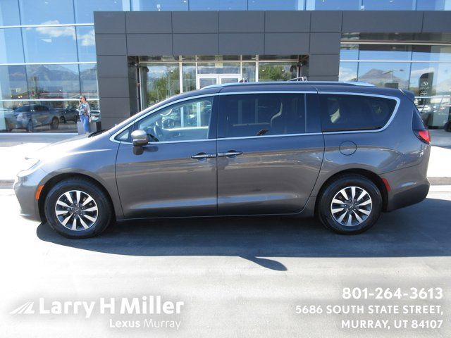 2021 Chrysler Pacifica Touring-L