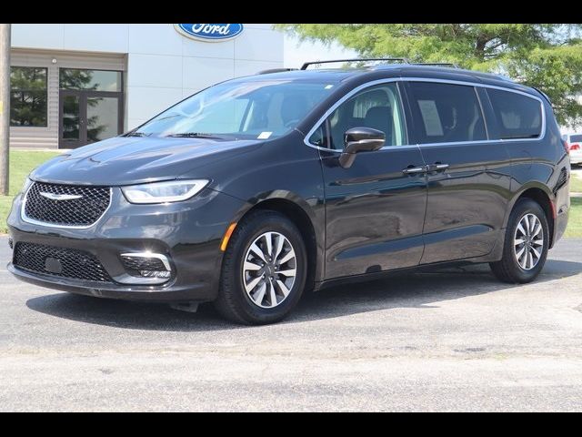 2021 Chrysler Pacifica Touring-L