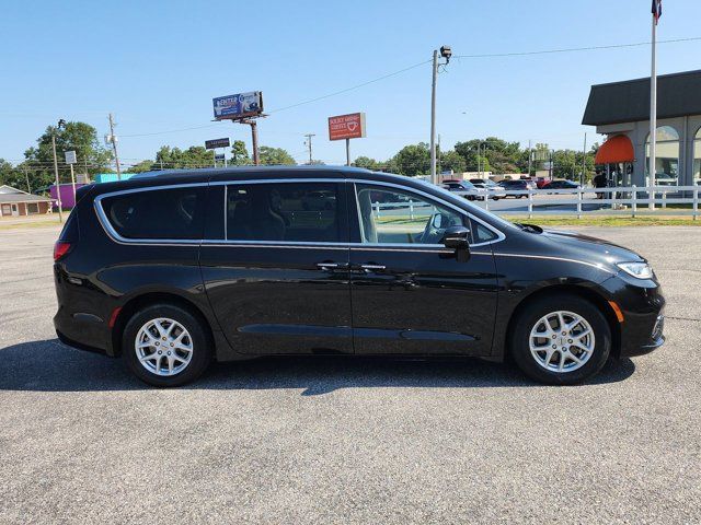 2021 Chrysler Pacifica Touring-L