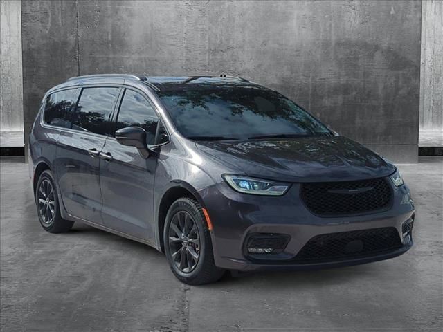 2021 Chrysler Pacifica Touring-L