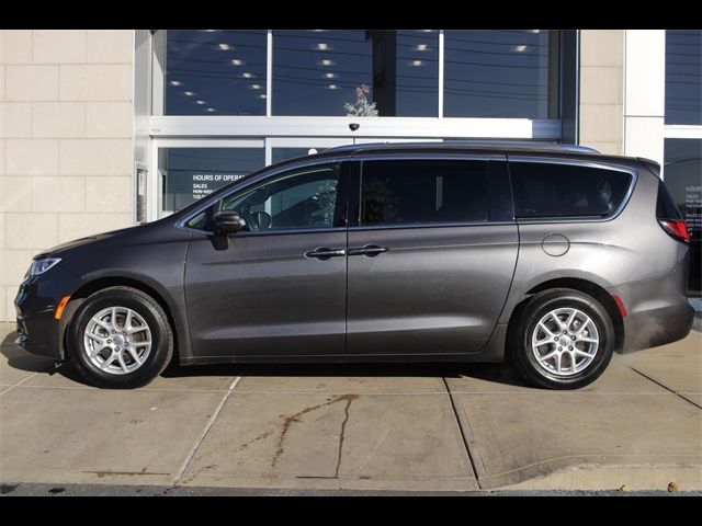 2021 Chrysler Pacifica Touring-L