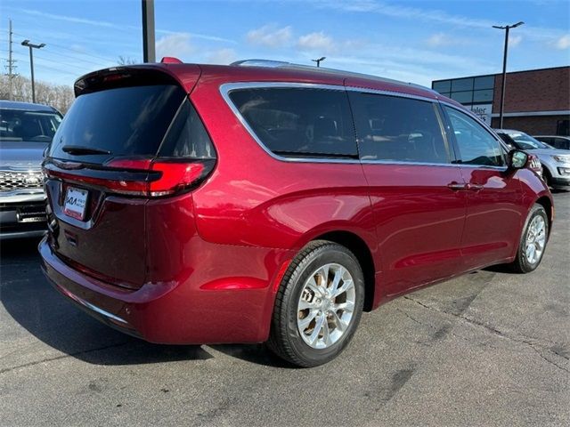 2021 Chrysler Pacifica Touring-L