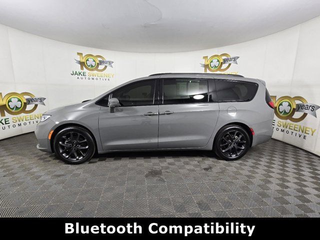 2021 Chrysler Pacifica Touring-L