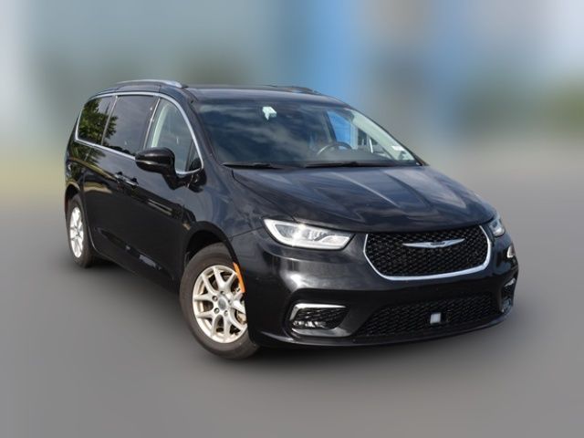 2021 Chrysler Pacifica Touring-L