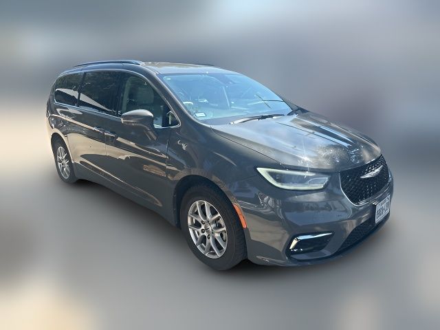 2021 Chrysler Pacifica Touring-L