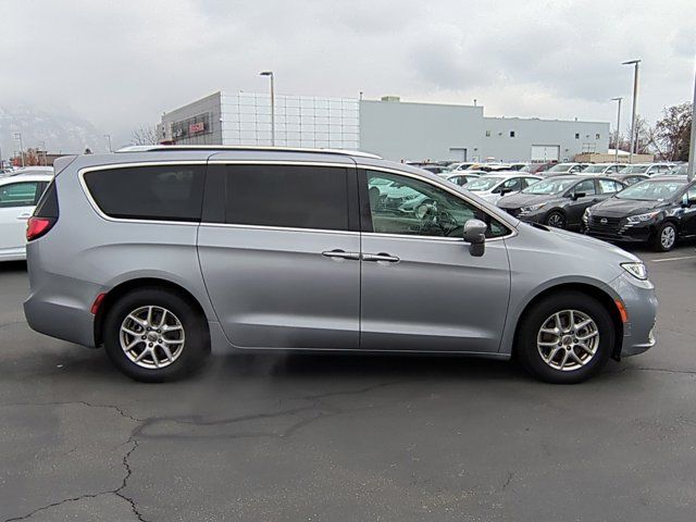 2021 Chrysler Pacifica Touring-L