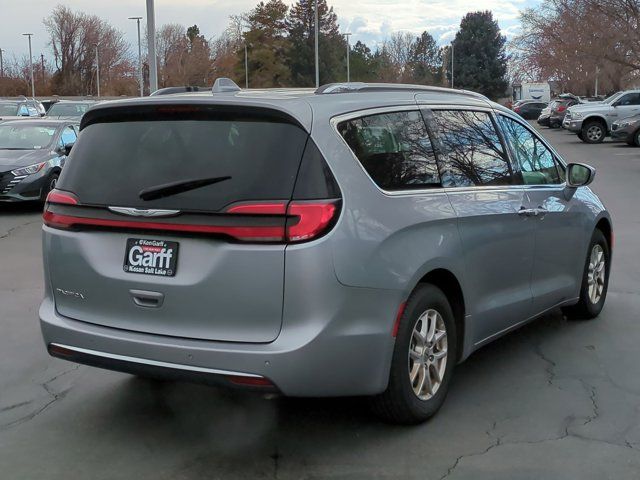 2021 Chrysler Pacifica Touring-L