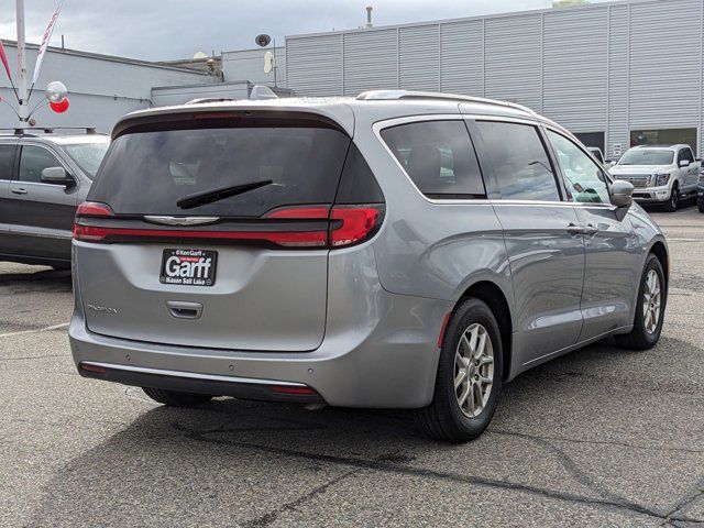 2021 Chrysler Pacifica Touring-L