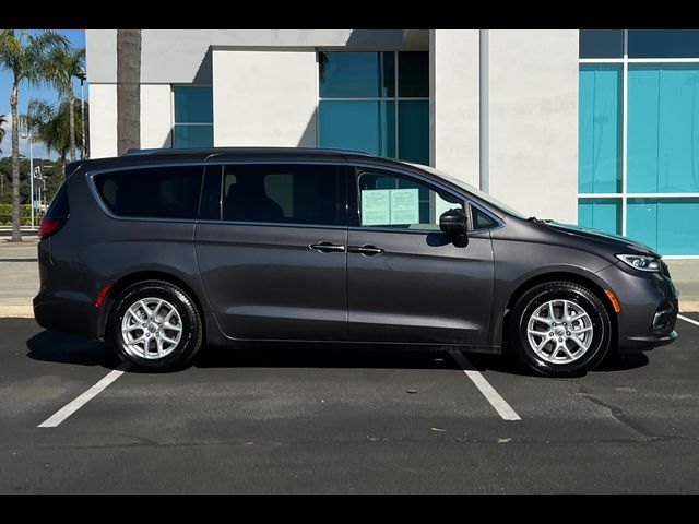 2021 Chrysler Pacifica Touring-L