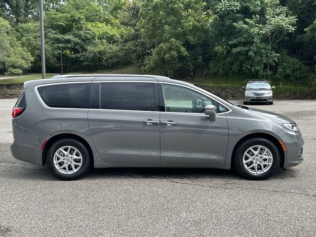 2021 Chrysler Pacifica Touring-L