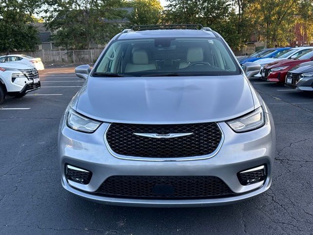 2021 Chrysler Pacifica Touring-L