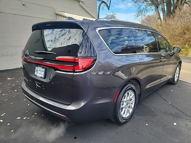 2021 Chrysler Pacifica Touring-L