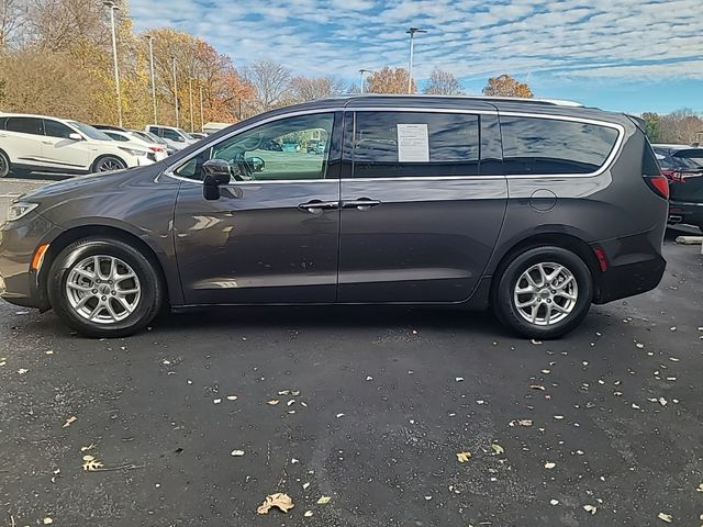 2021 Chrysler Pacifica Touring-L