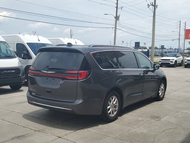 2021 Chrysler Pacifica Touring-L