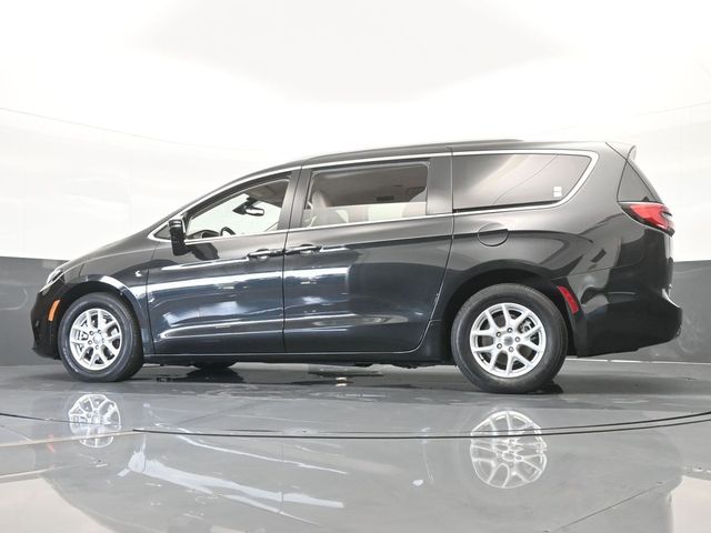 2021 Chrysler Pacifica Touring-L